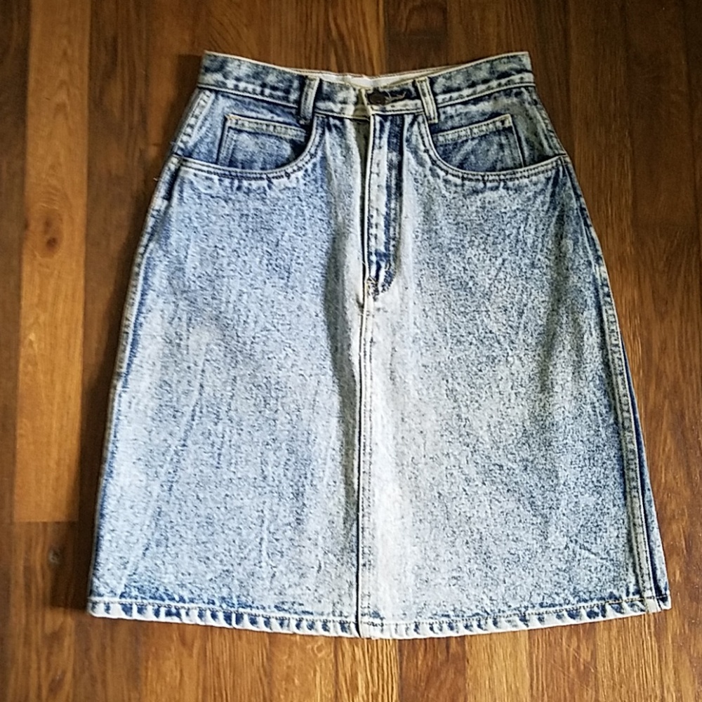 Jordache Stonewash denim skirt
